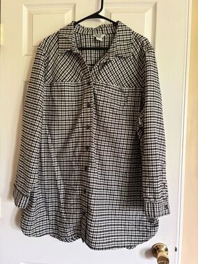 Duluth Trading Co Black and White Gingham Button-Down Shirt Jacket
